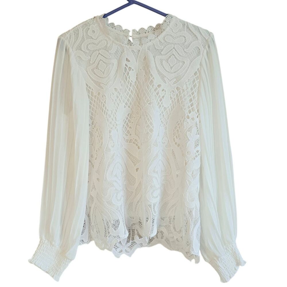 Bailey/44 off white long sleeve heavy lace blouse size large